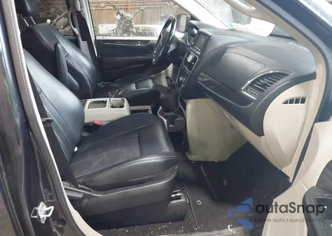 2013 Chrysler Town & Country Touring из США, поврежденный, VIN 2C4RC1BG7DR667819